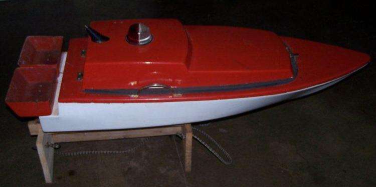 Carp King Bait boat (with reverse)