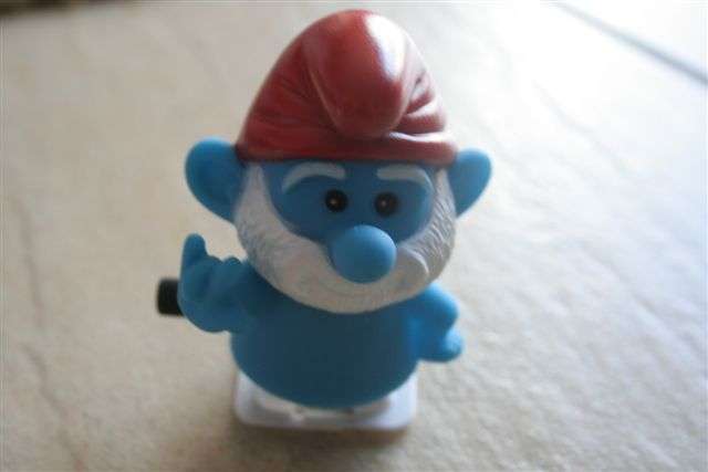 Smurf windup toy