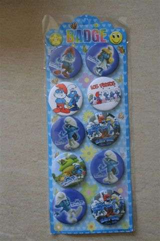Smurf badge, perfect for kiddies party , 10 per packet (picture may differ)