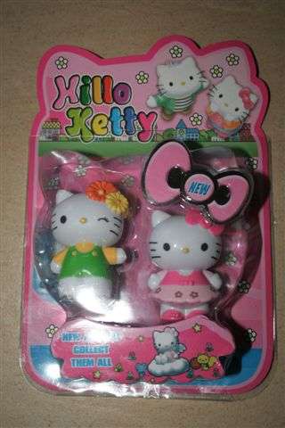 Hello kitty hard plastic figures, perfect to use as caketoppers