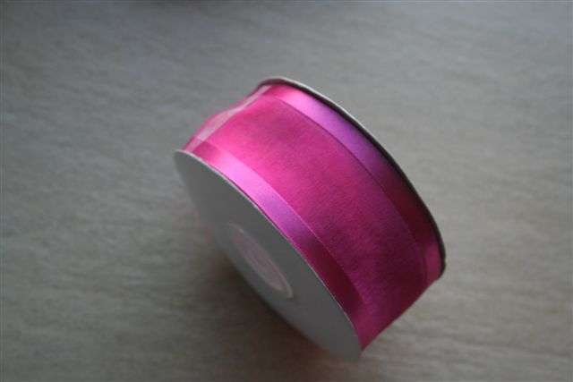 Pink ribbon per roll, 4cm wide