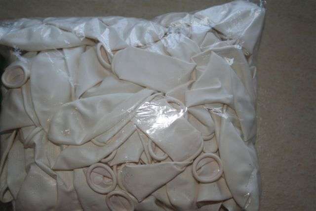 Smurf white Helium quality balloons (10 per pack)