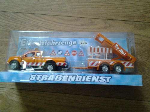Die cast Metal emergency vehicle with lights and pull back action