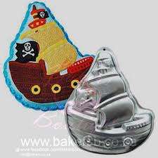 Pirate ship cake pan, 26cm