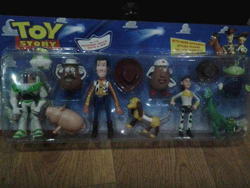 plastic Toy story set, perfect to use as cake toppers