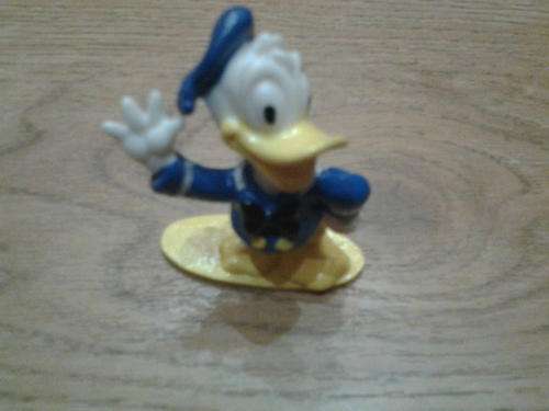 Mickey and friends figurines, perfect to use as cake toppers,  5cm, donald duck