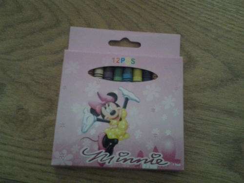 Minnie mouse small wax crayons, perfect for party favor