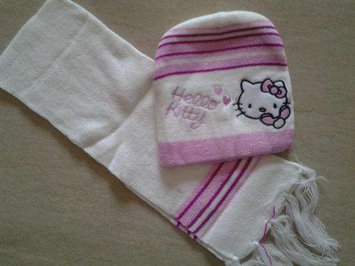 Hello kitty scarve and beanie set
