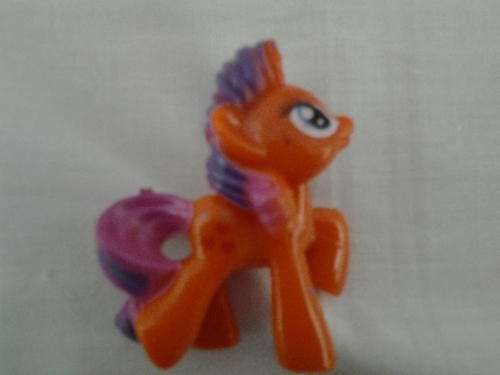My little pony figurine, perfect to use as cake toppers, 5cm