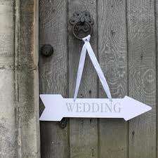 5 Cardboard Wedding arrow signs with ribbon hangers, 42x10cm