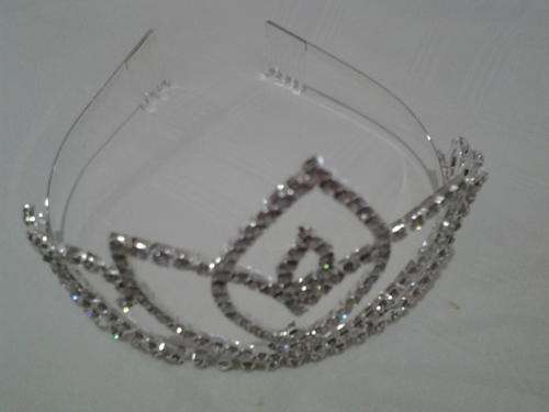 Silver tiara/ crown, perfect for weddings or beauty pageant