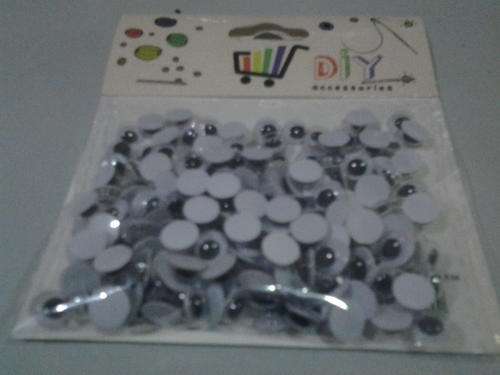 Googly eyes 4mm wide 200 piece per packet