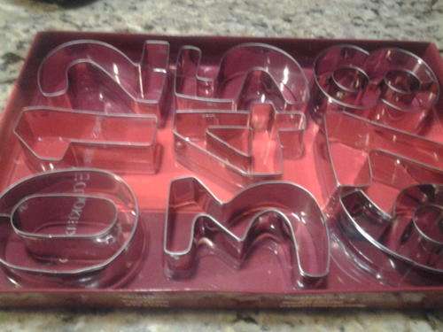 Metal Numeric fondant/cookie cutters (+-8cm) numbers