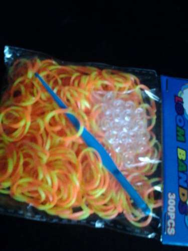 Rainbow Loom bands 300 per packet