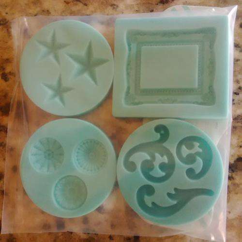 4 piece Silicone fondant / sugarpaste  mould