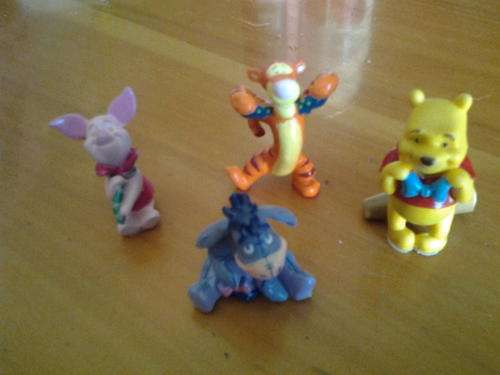 Disney winnie pooh and friends figurine set 4cm, tigger, piglet, eyeore