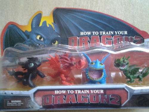 How to train your dragon plastic figurine set - can work as caketopper