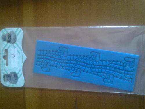 Fondant mould with lace pattern, C