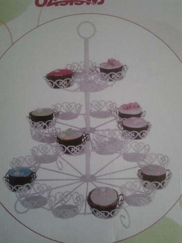 Dessert  cupcake stand 24 cups was R280 now R160