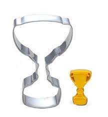 Trophy cookie cutter metal, 8x4.5cm