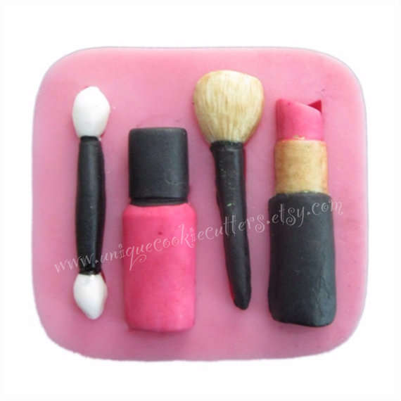 Make up silicone mould, for choclate or fondant, size of mould 6x6cm