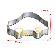 Car cookie cutter metal, 7.5 x4.5cm