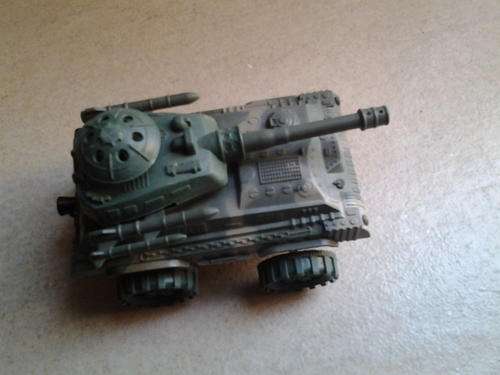 Army tank, perfect to use as cake topper, 13cm