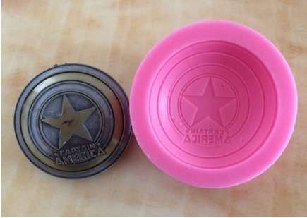Captain America silicone mould, for choclate or fondant, size of mould 6.5cm