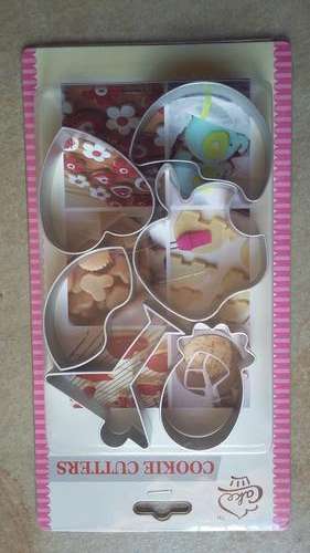 Various cookie cutters metal set