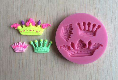 Silicone fondant  mould Crown,  size of moulds 6.5cm