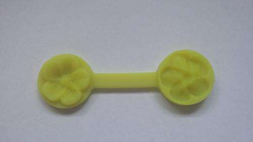 Flower press Silicone fondant / sugarpaste mould, size of leaf 2.5cm