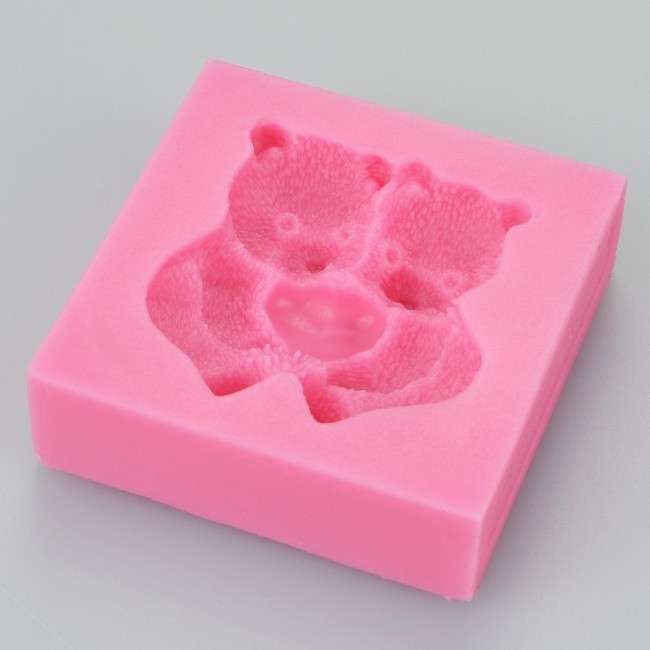 Cuddling love bears silicone mould, for choclate or fondant, size of mould 5cm