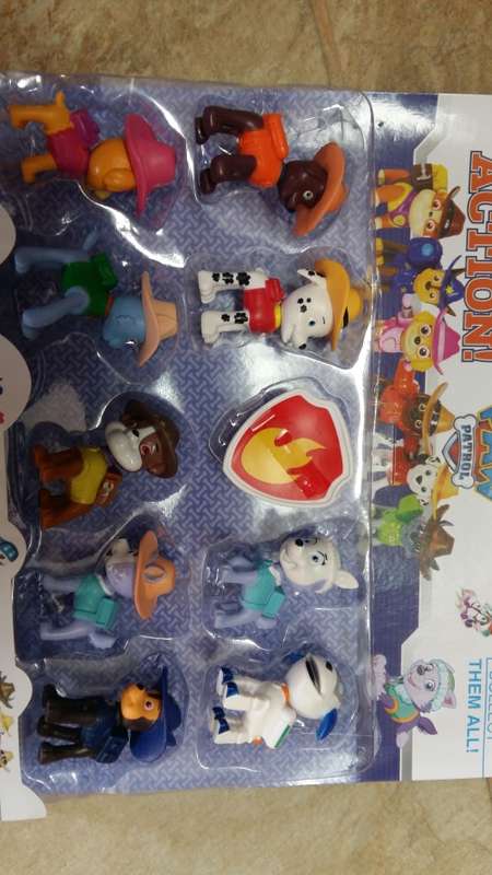 Paw Patrol, plastic figurine set. perfect to use as cake toppers