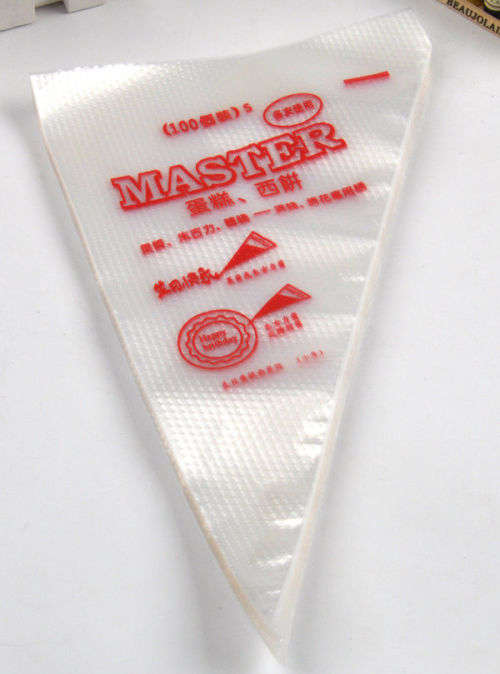 100 Plastic Piping bags