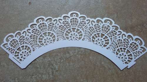 10 Lace cupcake wrappers. Off white