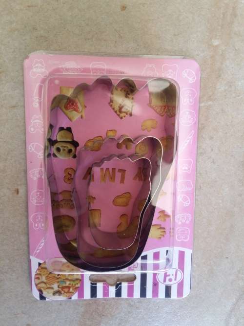 3 piece metal baby feet cookie cutters