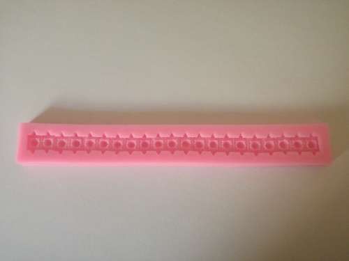 Silicone fondant  mould small square border,  size of moulds 18.5x2.5cm