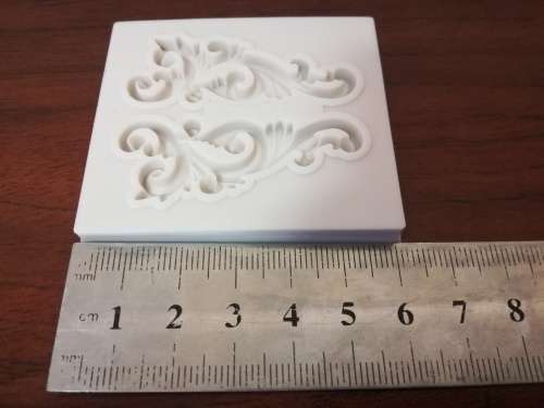 Scrolls border silicone fondant mould.