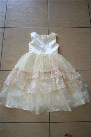 Beige dress, perfect for bridesmaid - 7-8 years, Only R110