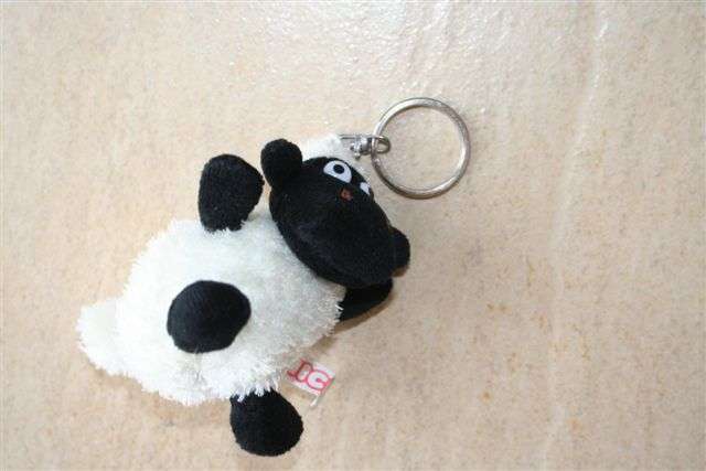 Shaun sheep keyring