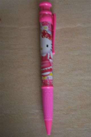 Hello Kitty Pen Large