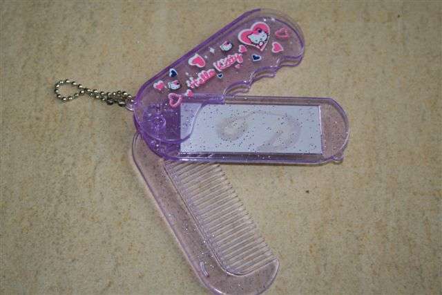 Hello kitty comb/mirror