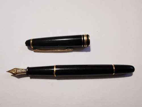 Mont Blanc Meisterstruck fountain pen