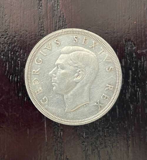 1948 Union of  South Africa - 5 Shilling Silver coin - Circulated, 28 Grams (UNI1)