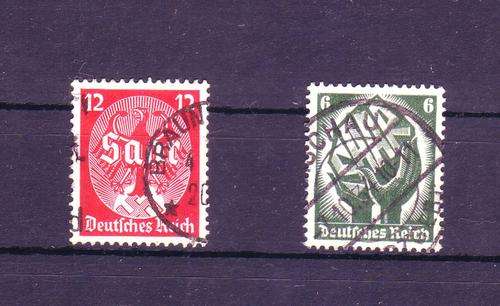 Germany - Fine (Hinged)  Set of two issued for the voting the Saar