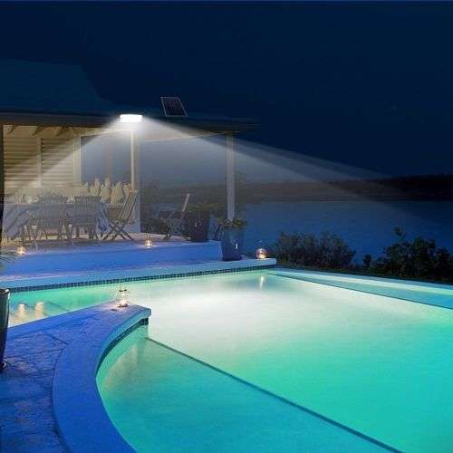 40W Ultra Bright Solar Powered Floodlight with Remote Control 
