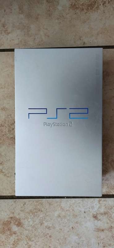 Platinum Sony Playstation 2, 11 Games, 1 Controller, 8MB Card + GameTrack Game System (Golf)