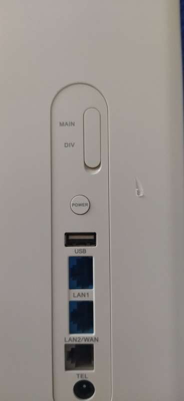 Huawei B618 Cat 11 LTE Router (Fixed LTE as well)