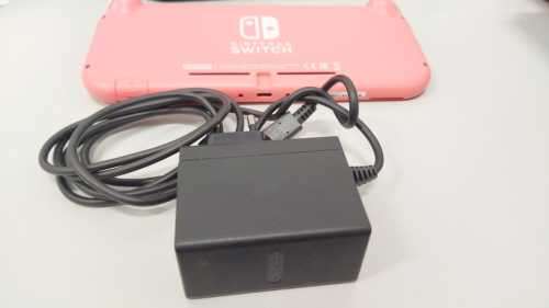 Nintendo Switch Lite (32GB)+ 32GB Memory Card + Original Charger