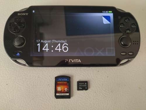 Playstation Vita Console + 8GB Memory Card + Game